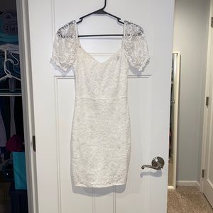 Windsor lace dress